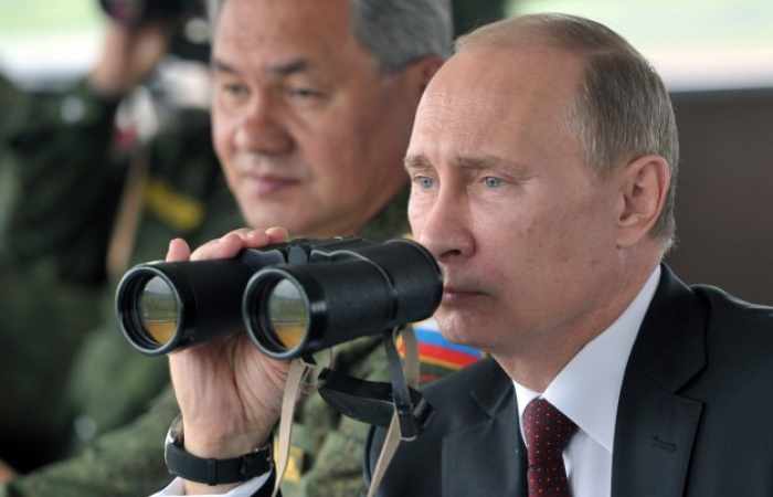 Putin Silahlı Qüvvələrin sayını artırıb