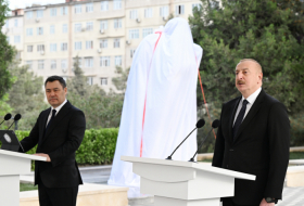    Prezidentlər Çingiz Aytmatovun abidəsinin açılış mərasimində iştirak ediblər -  FOTOLAR - YENİLƏNİB   