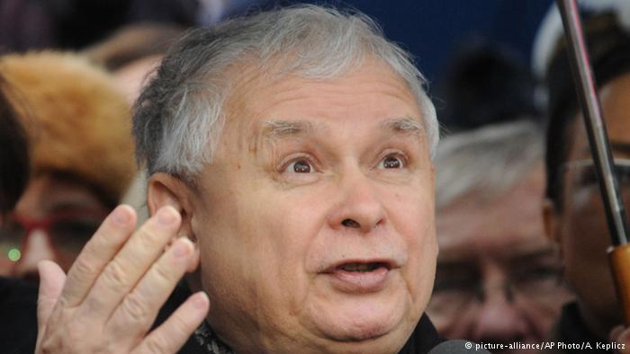 Warsaw threatens legal challenge to EU rule of law procedure