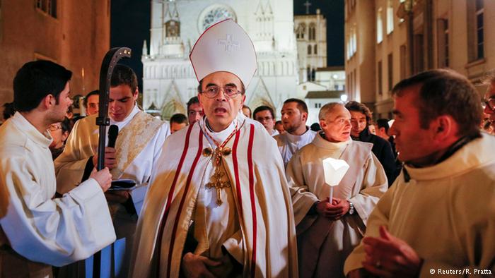 Valls appeals to French cardinal over child abuse allegations