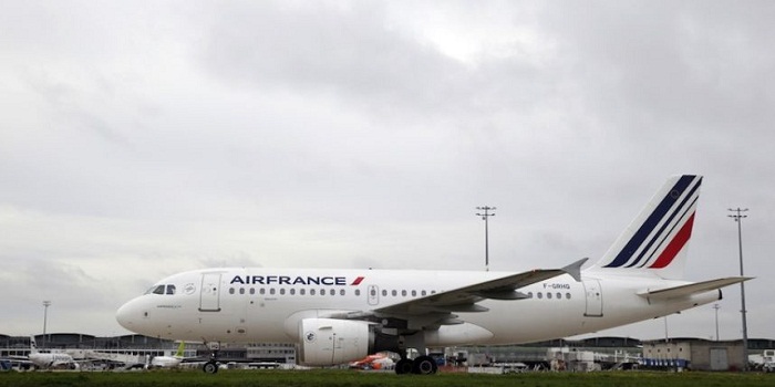 Un salarié d’Air France arrêté avec 30 kg de cocaïne à Roissy