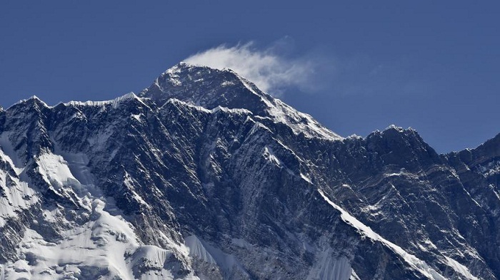 Deux alpinistes meurent juste après avoir vaincu l’Everest