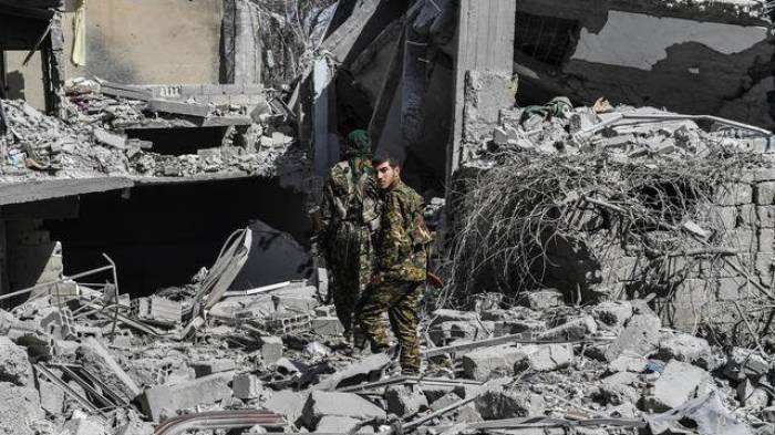 Syrie : des jihadistes étrangers ont quitté Raqqa après un accord