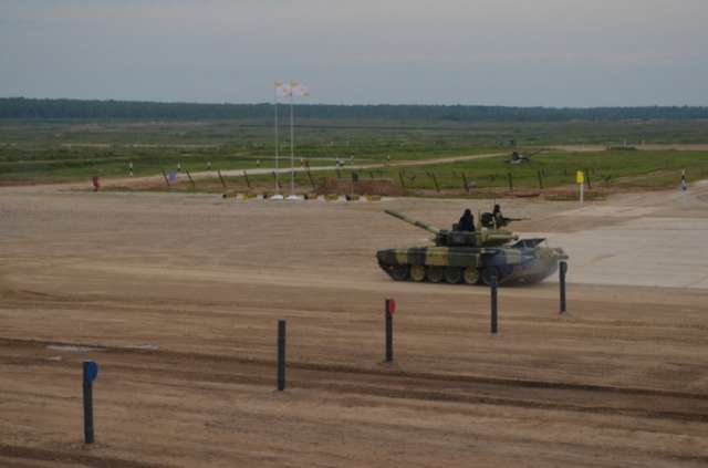 Azerbaijani tank crew takes part in ‘Tank Biathlon’ contest - PHOTOS