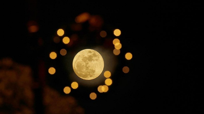 Full Moon Falls on Christmas for the First Time Since 1977