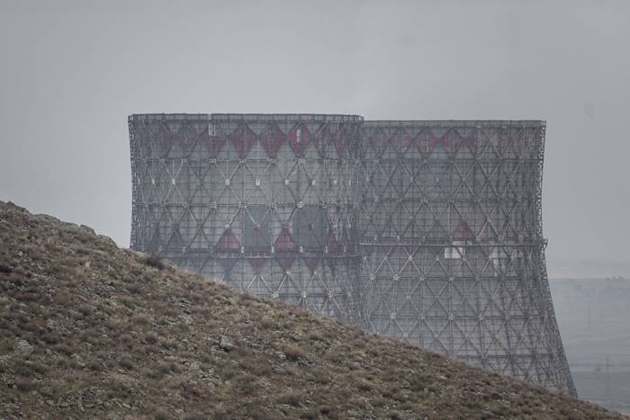 Arménie: visite d'une des centrales nucléaires les plus dangereuses du monde