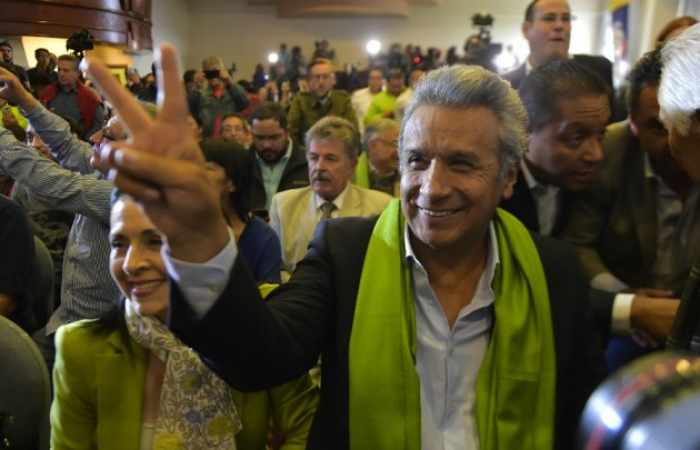 Équateur: le socialiste Lenin Moreno revendique la victoire