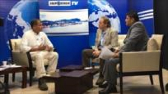 Correa denuncia intentos de derecha para vincularlo con Odebrecht