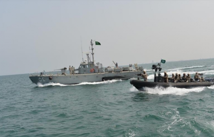 Yemeníes destruyen buque de coalición saudí con minas marítimas