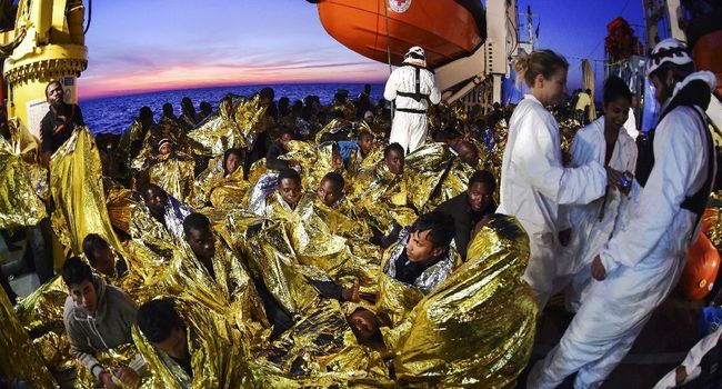 Migrants: 9 morts, une centaine de disparus en Méditerranée