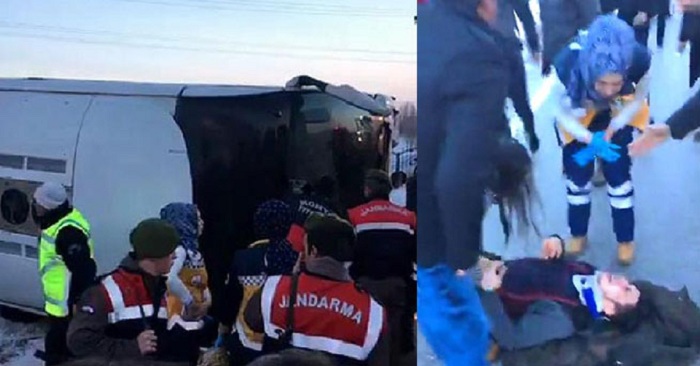 School bus service toppled in Konya, Turkey - 3 killed, 40 injured