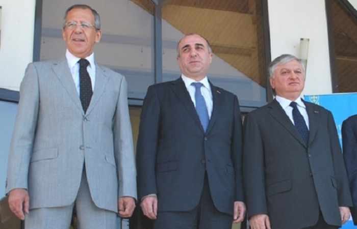 Russian, Azerbaijani and Armenian FMs expected to meet on April 27