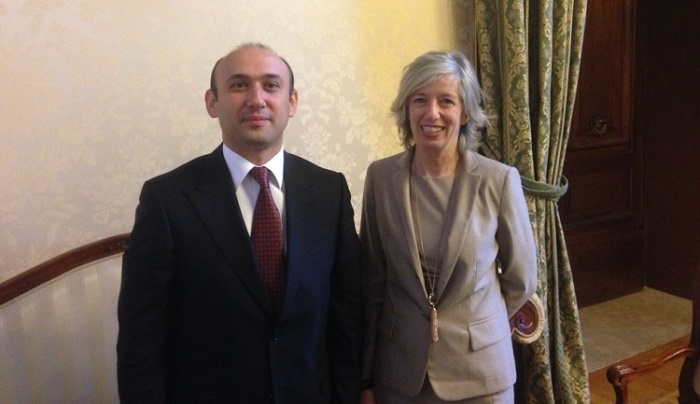 Azerbaijani ambassador meets with Italian education minister