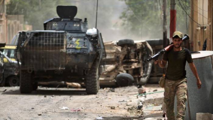 Fuerzas iraquíes arrebatan al EIIL otro barrio en el oeste de Mosul