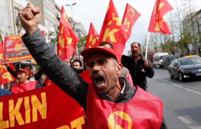 Se celebra Día Internacional del Trabajador en el mundo
