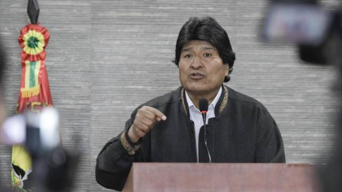 Morales compara régimen de visados de Chile con el muro de Trump