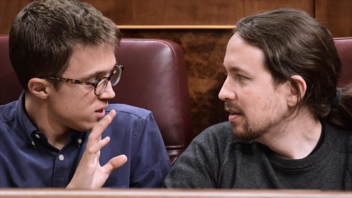 Iglesias pide a Errejón a trabajar a su lado y no frente a él