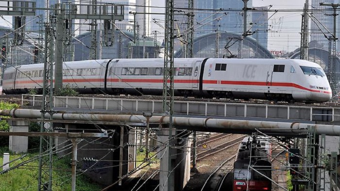 Bahn will Papierticket abschaffen