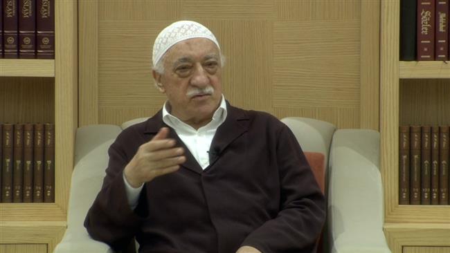 Gülen visé par un mandat d’arrêt