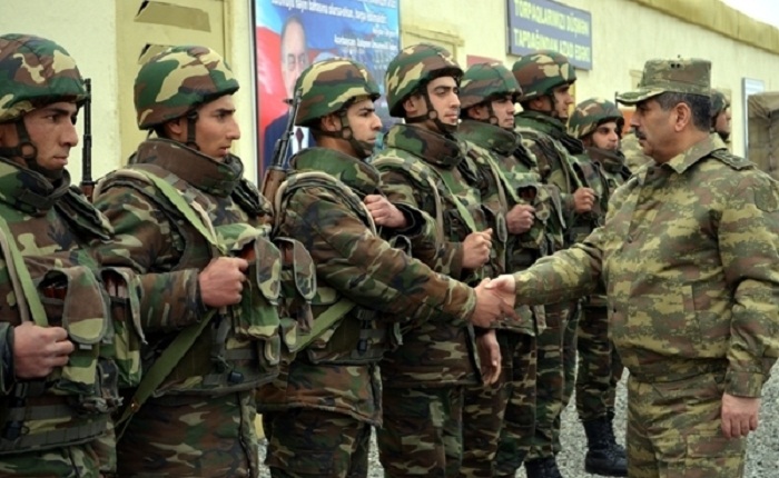Azerbaijani defense minister visits military units on frontline - PHOTOS