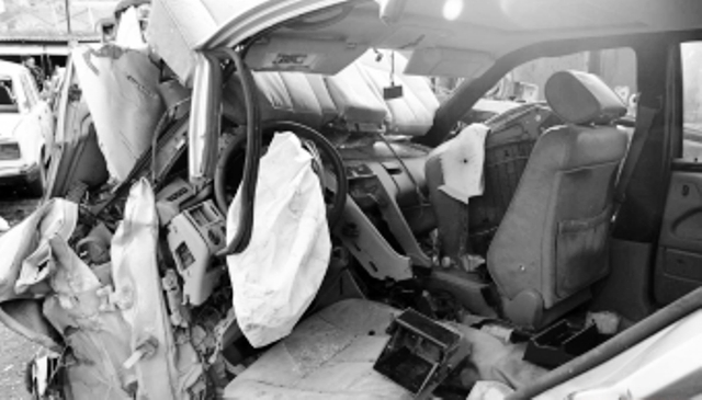 `Nissan` aşdı: 3 yaralı