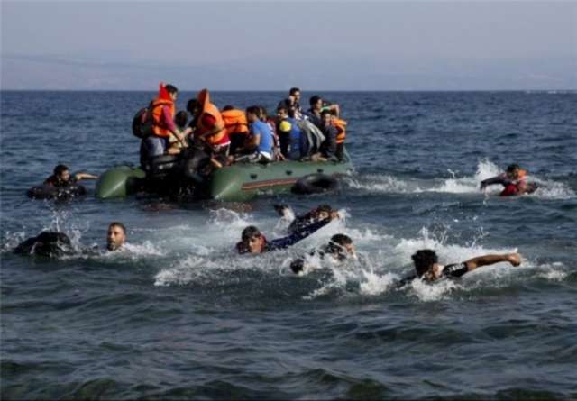 Child dies as migrant boat sinks off Greece