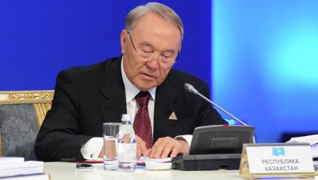 Nazarbayev “Yeni SSRİ”nin yaradılması barədə sazişi imzaladı 