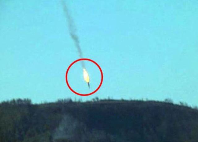 Turkish pilots warn Russian jet 10 times... shoot it down - VIDEO