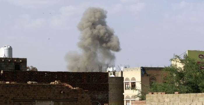 Yémen: la coalition dirigée par Riyad bombarde le ministère de la Défense à Sanaa