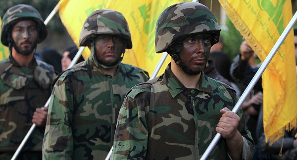 Le Hezbollah attaque une base de l`EI dans le jurd de Ras Baalbeck
