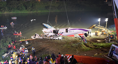 Bodies of Two Pilots From Crashed TransAsia Plane Recovered  