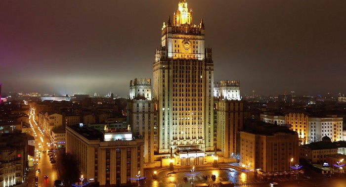Russia Imposes Travel Ban on Five Former US Officials 