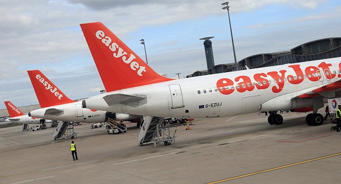 "Allah Akbar" écrit sur des avions d`easyJet et de Vueling 