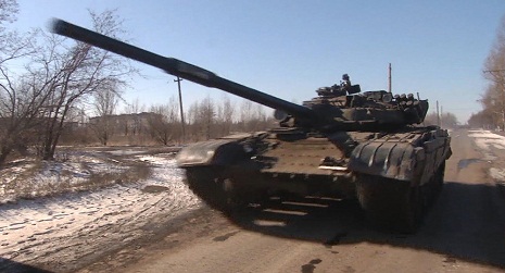 Donetsk Ready to Withdraw Tanks, Arms From Contact Line to Ease Tension