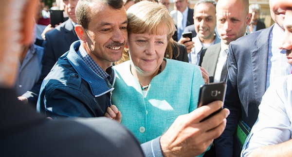 Merkel impute à la Russie l`augmentation du flux de réfugiés syriens  