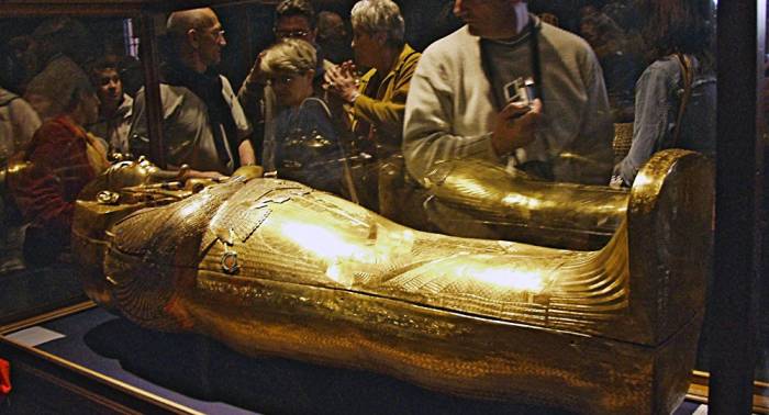 Des pièces du trésor de Toutankhamon au nouveau musée du Caire