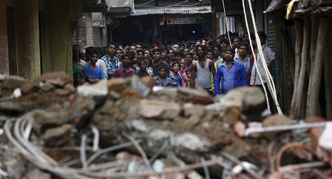 At Least 7 Killed, 10 Injured in India Building Collapse 