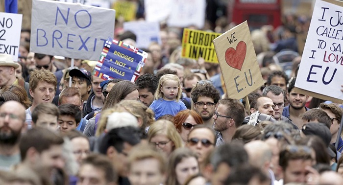 Manifestation contre le Brexit dans les rues de Londres - PHOTOS