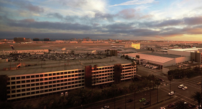 Employees of evacuated cargo facility at LA Airport allowed to return to work