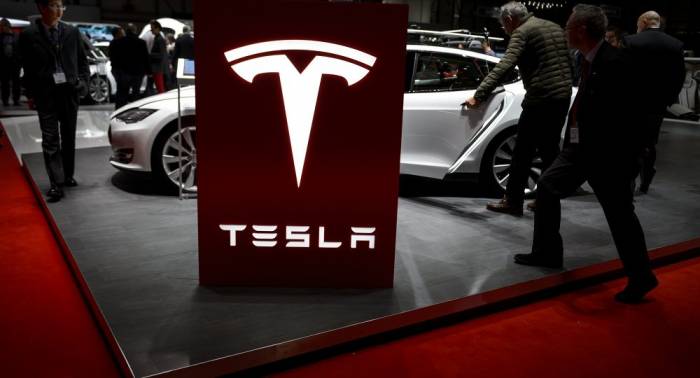 Tesla porte plainte contre un salarié accusé de vols de données