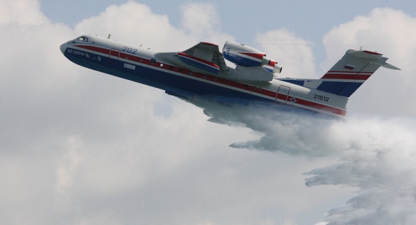 Moscou envoie en Israël deux avions Be-200 contre les incendies de forêt