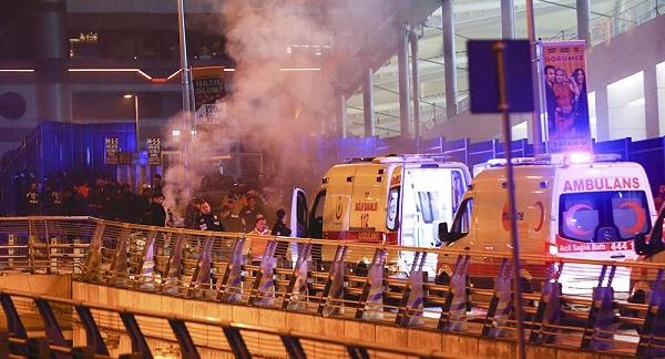 Le bilan du double attentat d`Istanbul s`alourdit à 44 morts