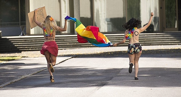 Les Femen tirent leur révérence