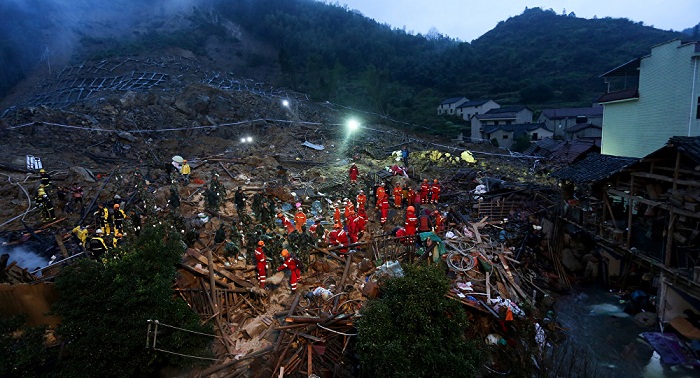 East China Landslide Death Toll Climbs to 25 