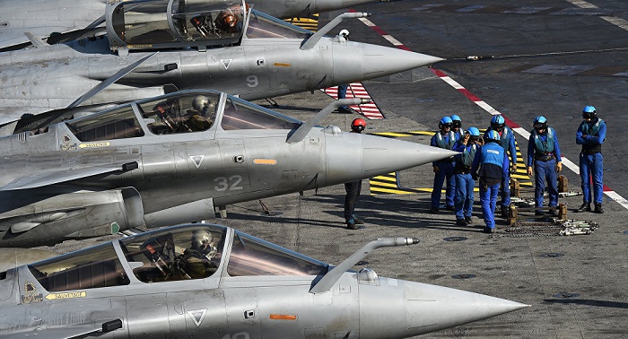 French Aircraft Carrier on Anti-Daesh Mission Heads for Persian Gulf