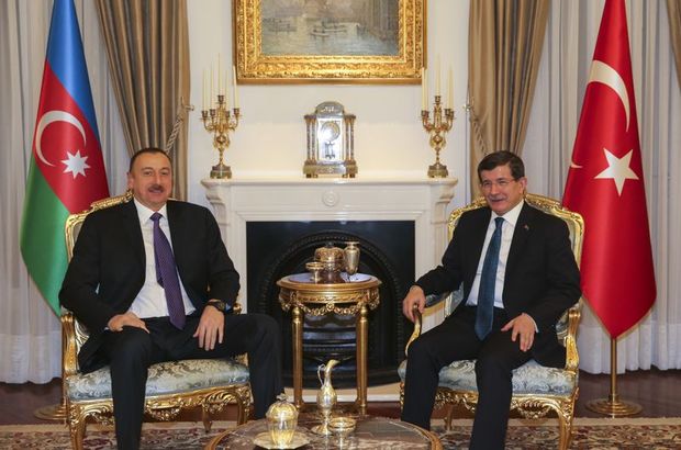 Azerbaijani president, Turkish PM begin one-on-one meeting
