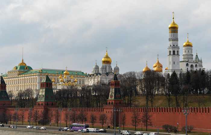 Kremlin: Poutine n’est pas l’avocat d’Assad, il défend le droit international