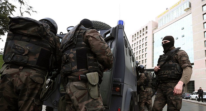 Istanbul security forces arrest 14 suspects on terror propaganda charges