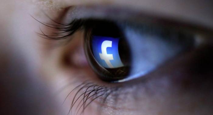 Facebook: surfer sur les réseaux sociaux peut miner votre santé