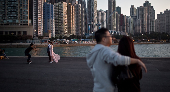 Chinese lawmakers allow all country`s couples to have two children 